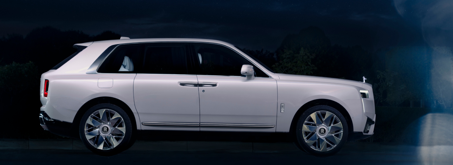 Rolls-Royce Cullinan Cosmos: A Unique Bespoke Creation Celebrating the Infinity of the Universe