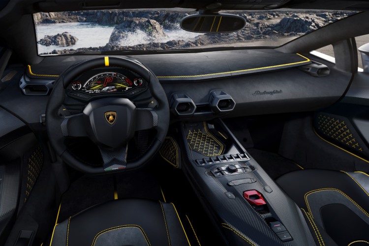 lamborghini-autentica-invencible-v12-9