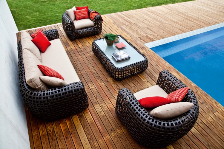 kennethcobonpue-versatile-sofas-for-indoor-and-outdoor-spaces-4
