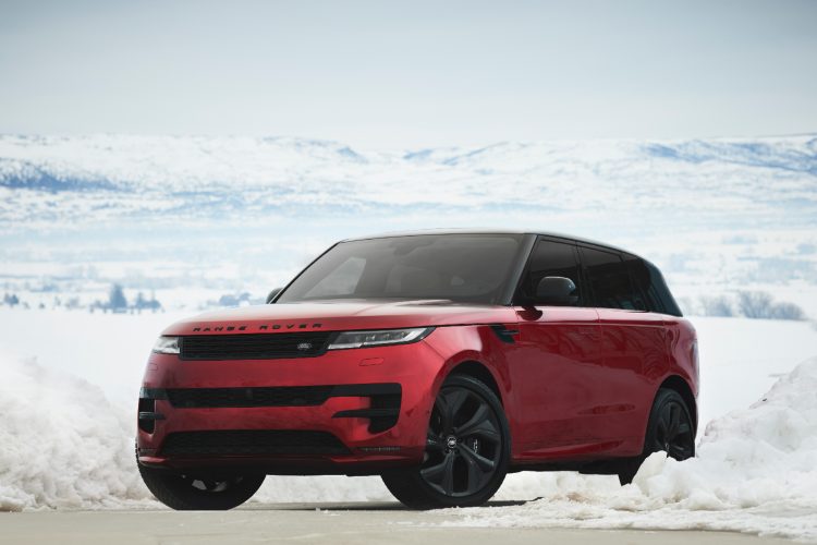 range-rover-presents-a-novelty-for-lovers-of-luxury-life-5