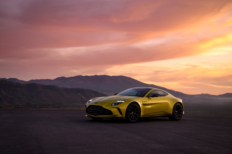 aston-martin-vantage-7