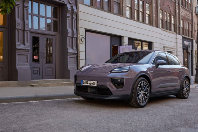 macan-postavlja-nove-standarde-prvi-potpuno-elektricni-suv-porsche-brenda-7