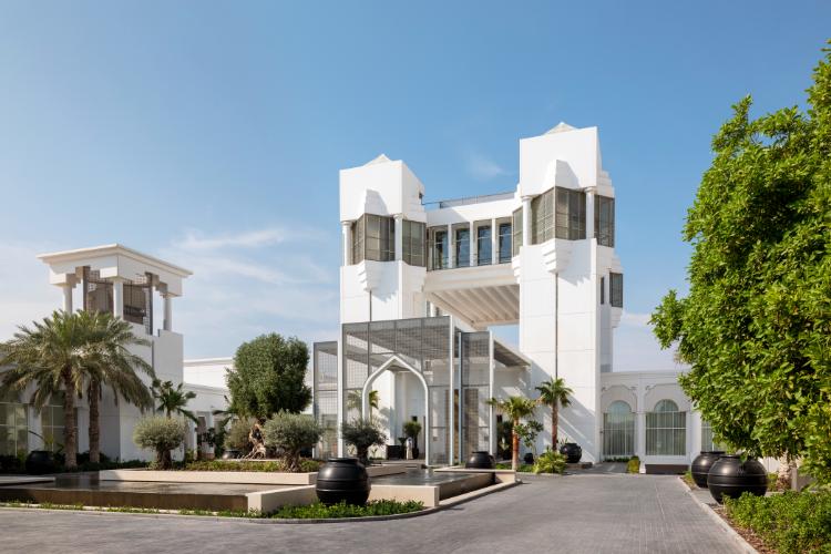 raffles-hotels-resorts-predstavlja-elegantnu-oazu-u-pustinji-u-kraljevini-bahrein-3