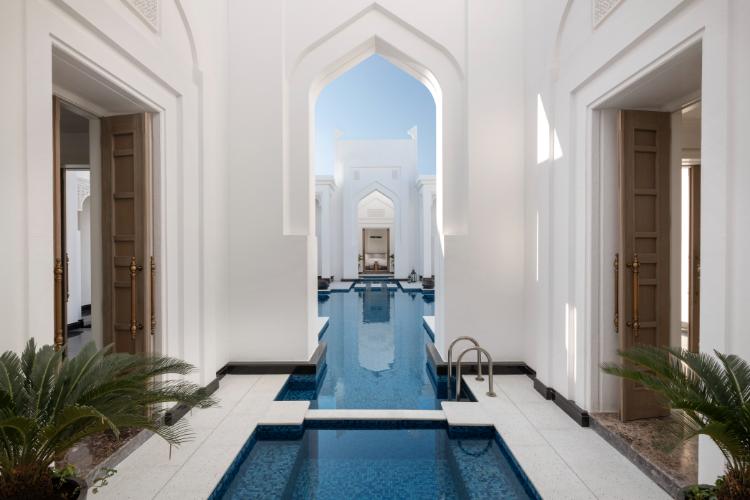 raffles-hotels-resorts-predstavlja-elegantnu-oazu-u-pustinji-u-kraljevini-bahrein-11