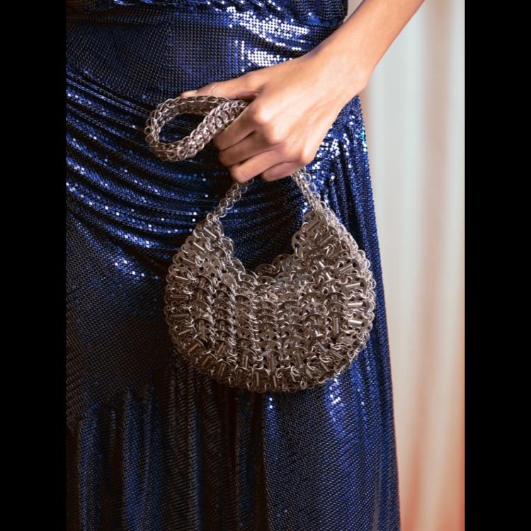 rabanne-resort-2026-kampanja-u-ritmu-svetlucave-plesne-noci-4