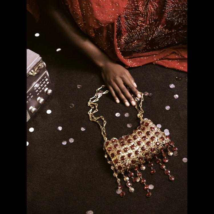 rabanne-resort-2026-kampanja-u-ritmu-svetlucave-plesne-noci-6