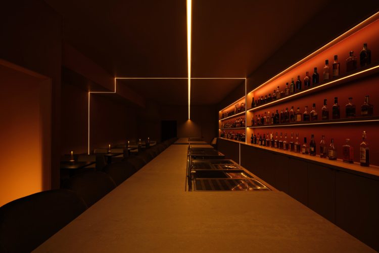 atelier-sun-hvata-odsjaj-i-zar-veceri-u-torontskom-koktel-baru-suite-115-5