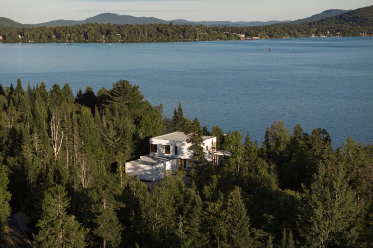 savremeni-pogled-na-zivot-pored-jezera-2