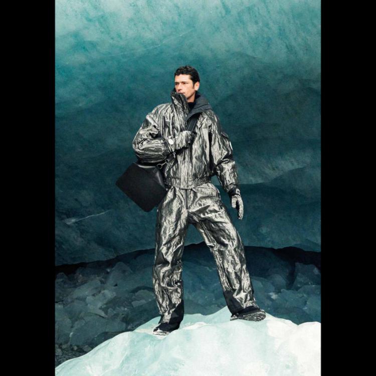 giorgio-armani-neve-aw2526-alpinisticka-elegancija-u-najcistijem-armani-izrazu-15