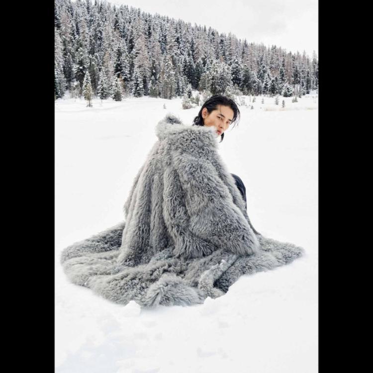 giorgio-armani-neve-aw2526-alpinisticka-elegancija-u-najcistijem-armani-izrazu-19