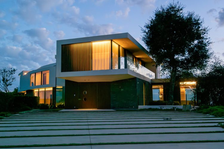 briarcrest-rezidencija-suptilna-elegancija-modernog-luksuza-u-beverli-hilsu-15