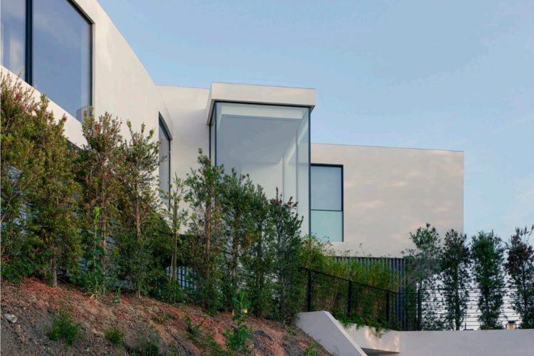 briarcrest-rezidencija-suptilna-elegancija-modernog-luksuza-u-beverli-hilsu-25