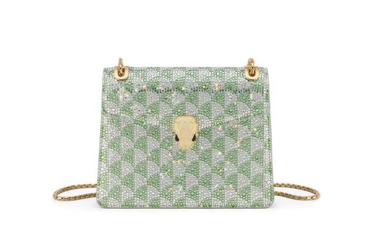 bvlgari-ss26-kada-se-dragulji-pretvaraju-u-kozne-ikone-26