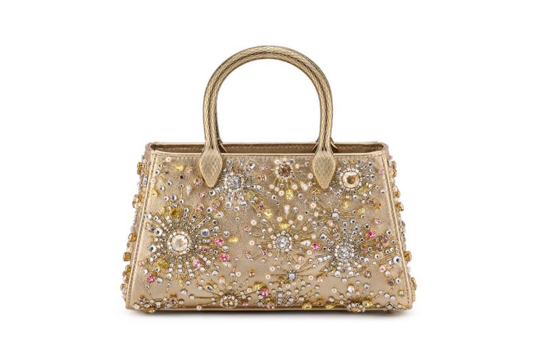 bvlgari-ss26-kada-se-dragulji-pretvaraju-u-kozne-ikone-44