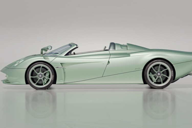 samo-10-milijardera-ce-imati-priliku-da-poseduje-ovau-pagani-huayra-codalunga-speedster-zver-od-852-ks-6