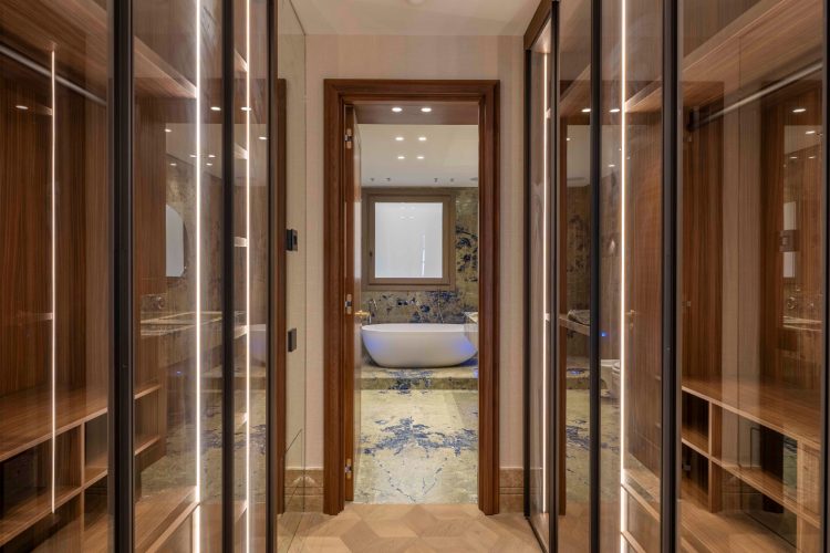 turri-unosi-svoj-potpis-u-calypso-luksuzni-stan-sa-pogledom-na-more-u-srcu-monaka-6