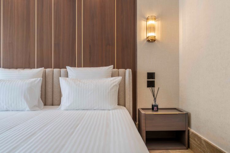 turri-unosi-svoj-potpis-u-calypso-luksuzni-stan-sa-pogledom-na-more-u-srcu-monaka-11