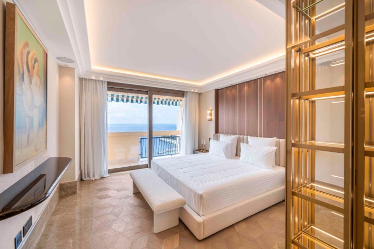 turri-unosi-svoj-potpis-u-calypso-luksuzni-stan-sa-pogledom-na-more-u-srcu-monaka-12