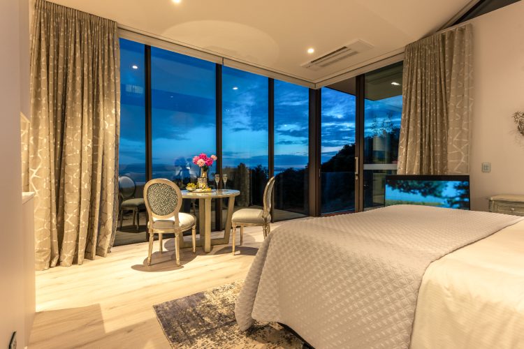 omana-villas-waiheke-island-luksuzni-hotel-novi-zeland-angelo-cappellini-enterijer-villa-surrender-8