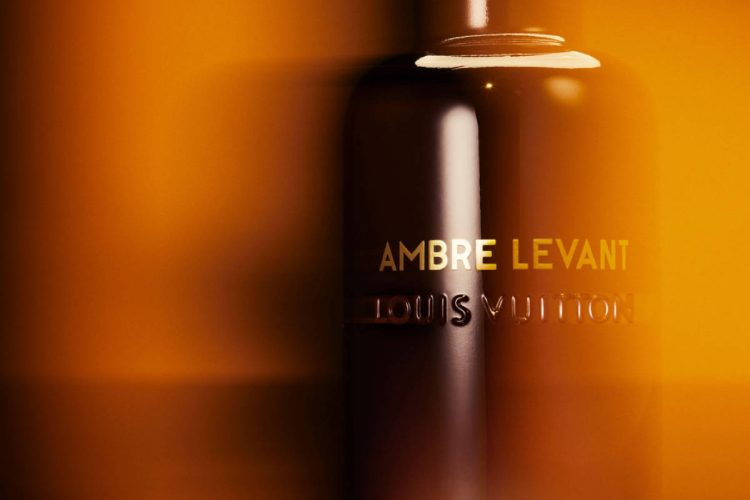 louis-vuitton-ambre-levant-parfem-2026-luksuzni-miris-oud-amber-cena-440-dolara-5