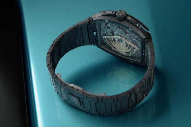 maserati-bianchet-ultrafino-sat-leteci-turbilon-limitirana-edicija-2026-luksuzni-sat-karbon-titaniju-1