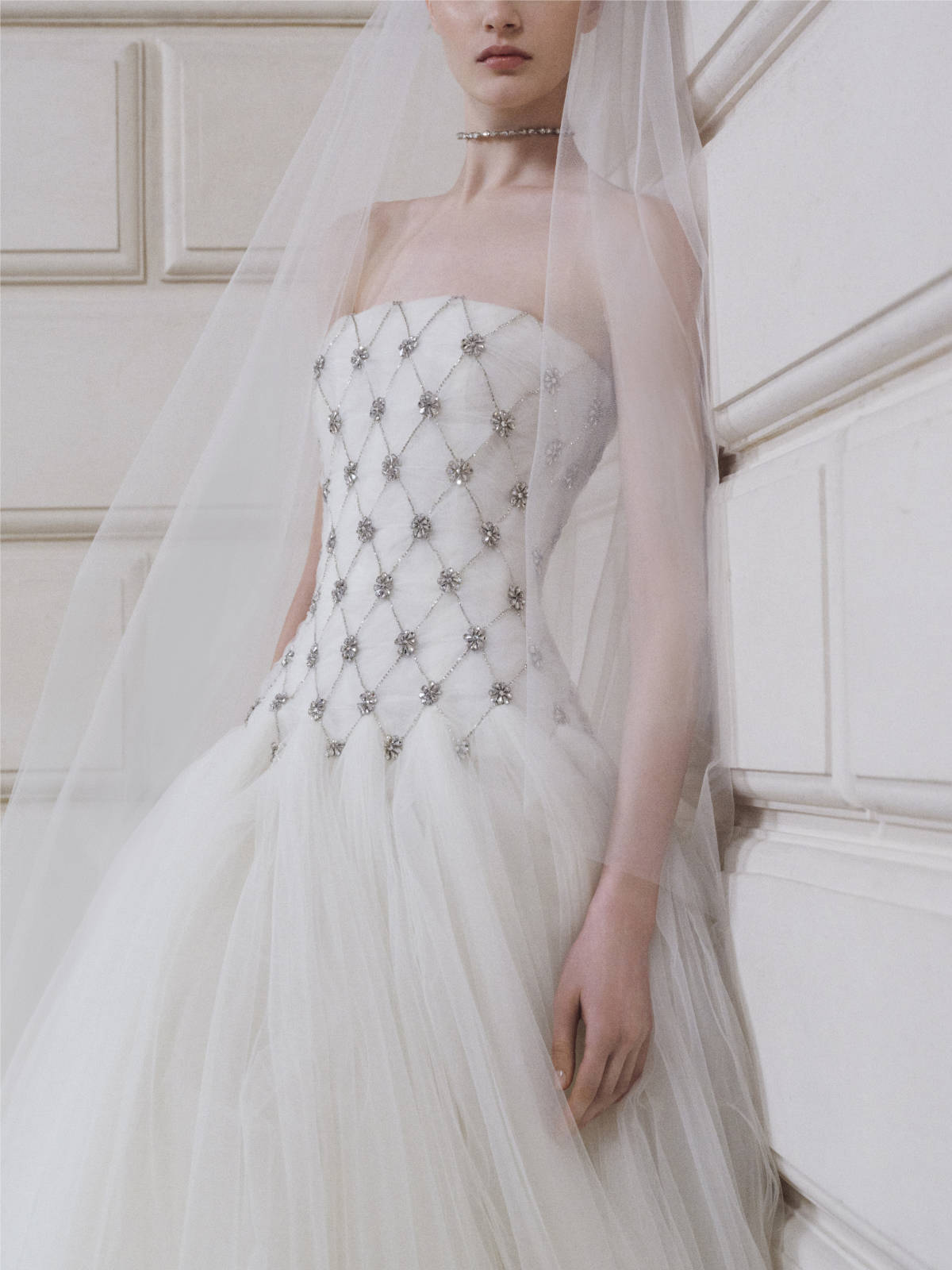 elie-saab-bridal-2027-luksuzne-vencanice-couture-kolekcija-pariz-visoka-moda-vencanje-7