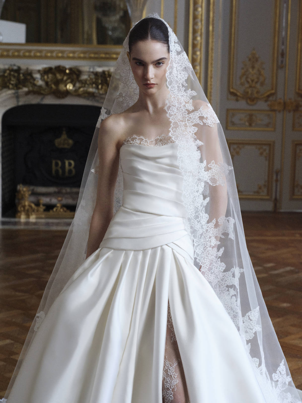 elie-saab-bridal-2027-luksuzne-vencanice-couture-kolekcija-pariz-visoka-moda-vencanje-25