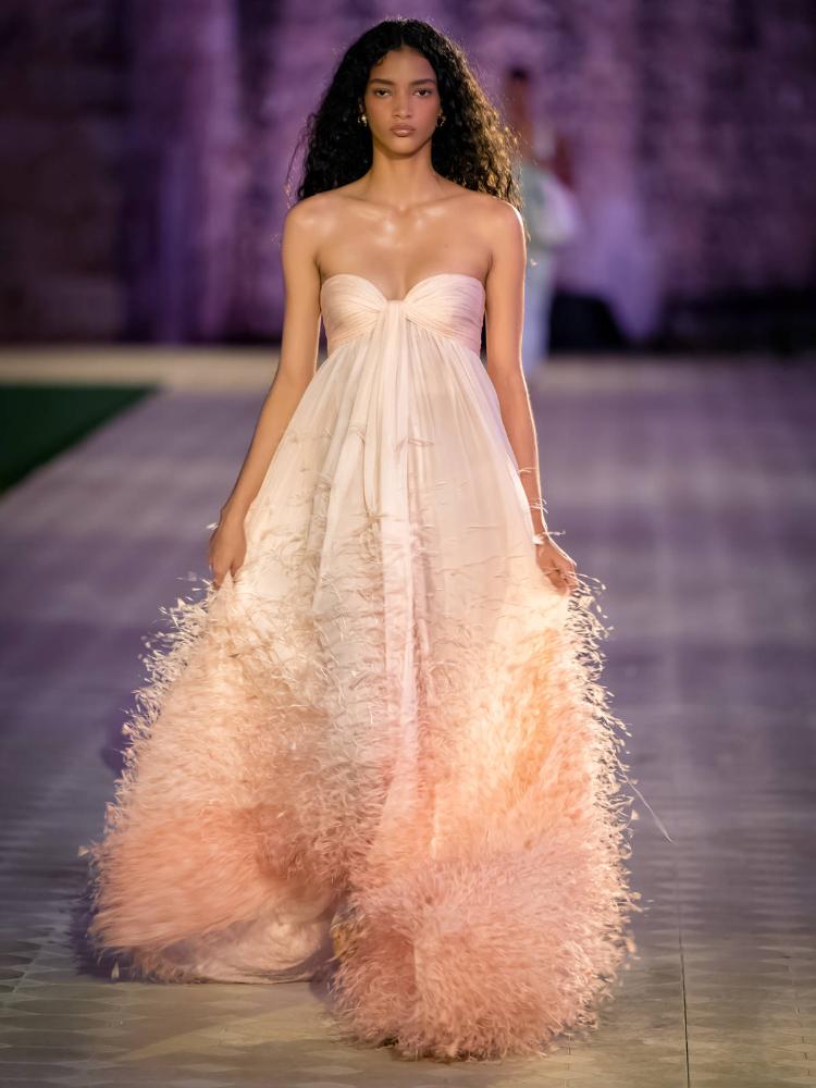 oscar-de-la-renta-pre-fall-2026-santo-domingo-dominikanska-moda-luksuz-couture-kolekcija-1