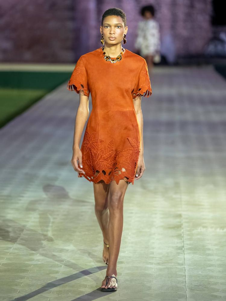 oscar-de-la-renta-pre-fall-2026-santo-domingo-dominikanska-moda-luksuz-couture-kolekcija-6