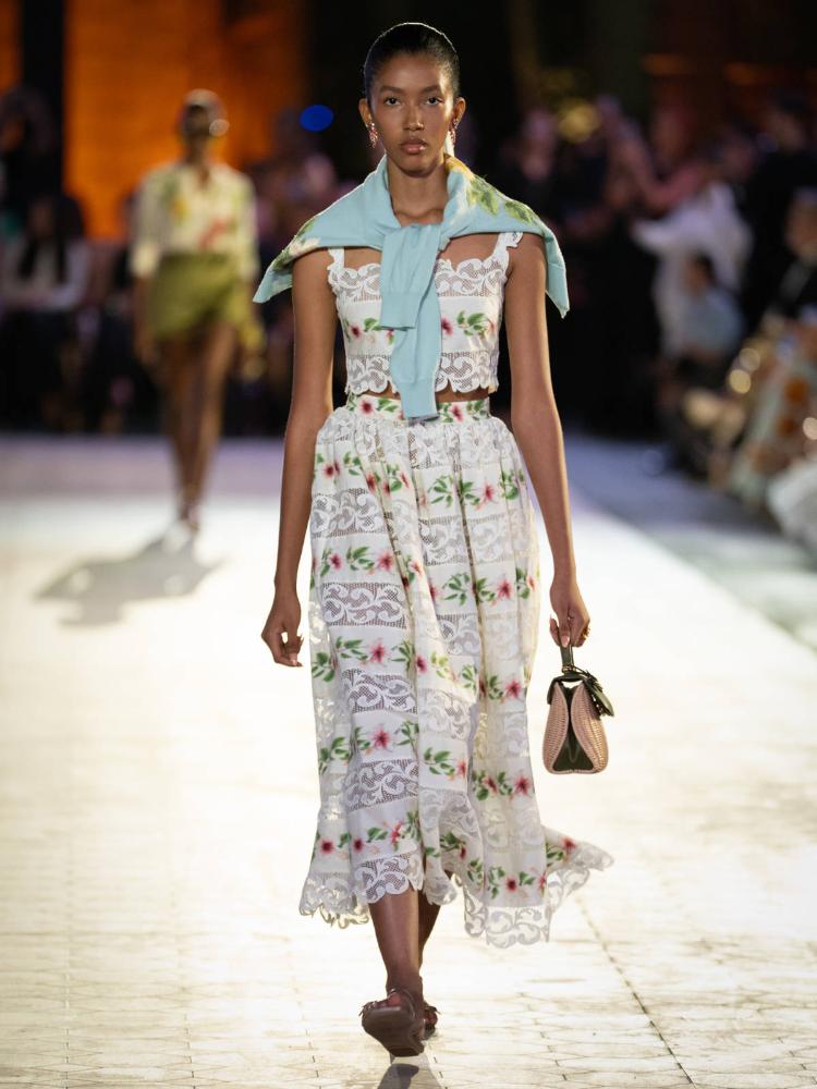 oscar-de-la-renta-pre-fall-2026-santo-domingo-dominikanska-moda-luksuz-couture-kolekcija-20