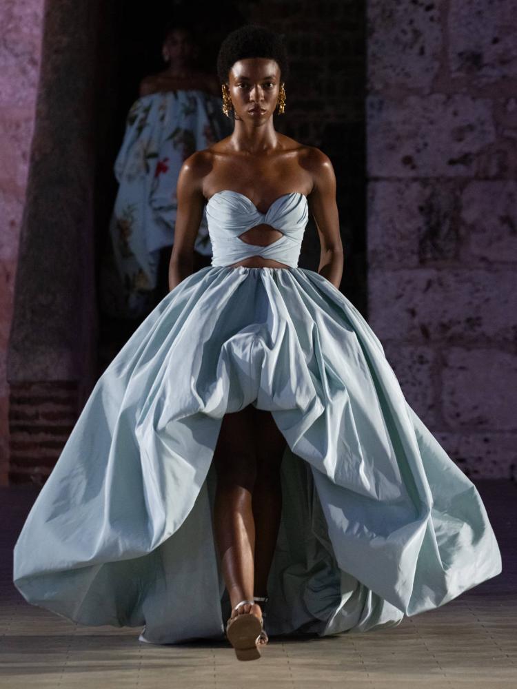 oscar-de-la-renta-pre-fall-2026-santo-domingo-dominikanska-moda-luksuz-couture-kolekcija-28