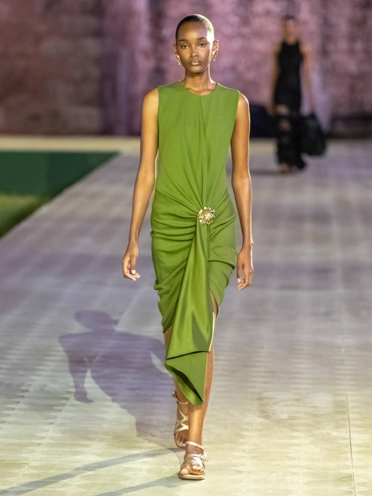 oscar-de-la-renta-pre-fall-2026-santo-domingo-dominikanska-moda-luksuz-couture-kolekcija-41