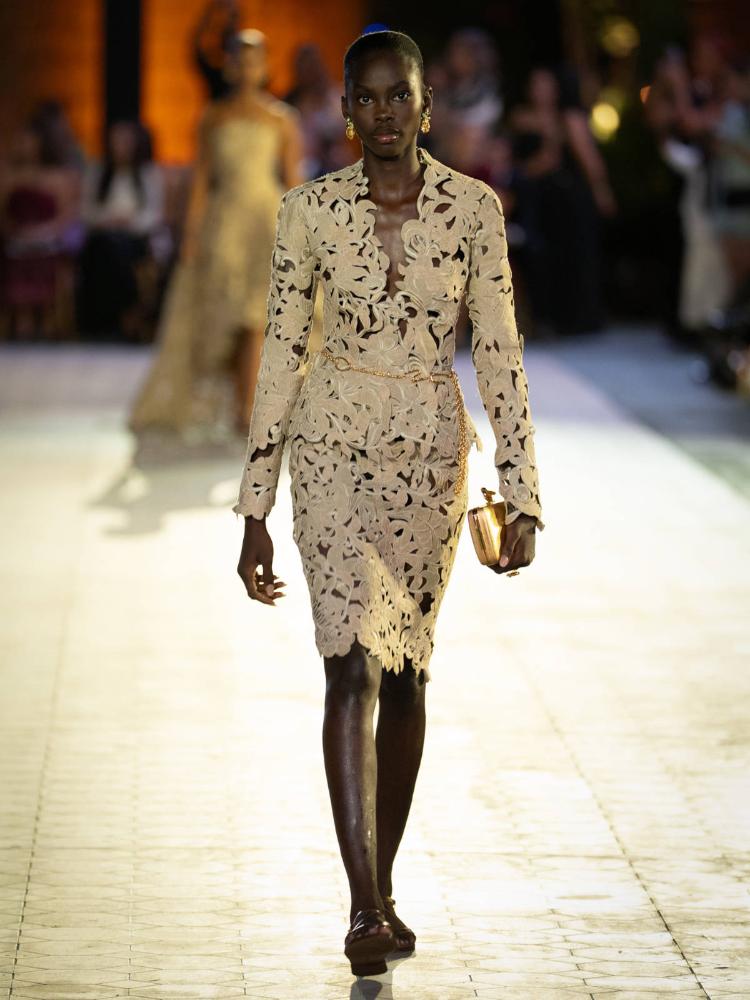 oscar-de-la-renta-pre-fall-2026-santo-domingo-dominikanska-moda-luksuz-couture-kolekcija-47