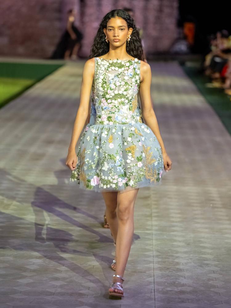 oscar-de-la-renta-pre-fall-2026-santo-domingo-dominikanska-moda-luksuz-couture-kolekcija-49