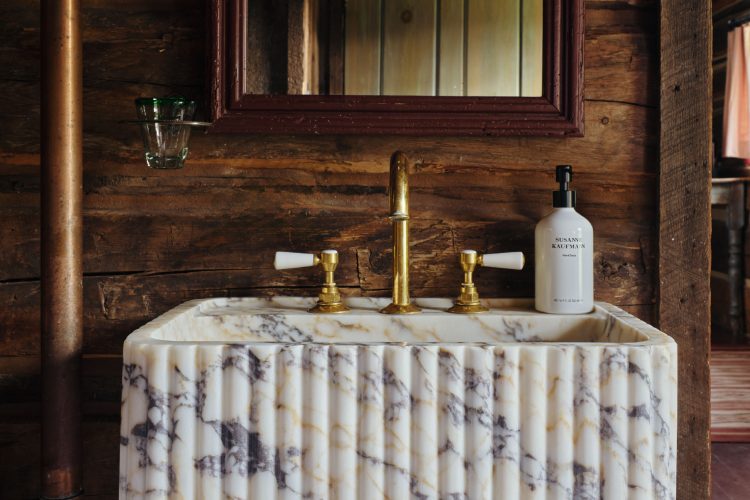 dunton-hot-springs-kolorado-luksuzni-resort-renovacija-planinski-retreat-amerika-37