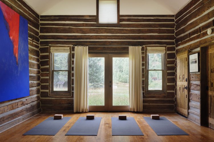 dunton-hot-springs-kolorado-luksuzni-resort-renovacija-planinski-retreat-amerika