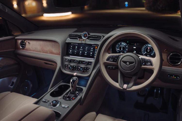 bentley-mulliner-boodles-luksuzni-enterijer-bentayga-ewb-azure-zlatni-detalji-couture-automobil-2026-6