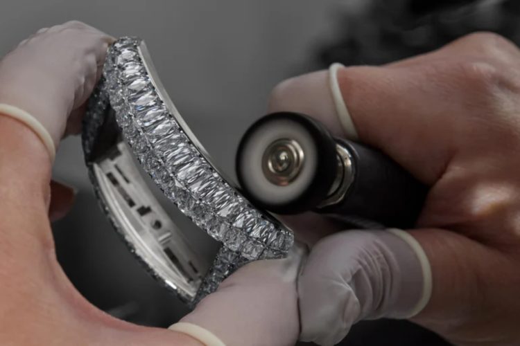 jacob-and-co-billionaire-double-tourbillon-angel-cut-dijamanti-luksuzni-sat-2026-3