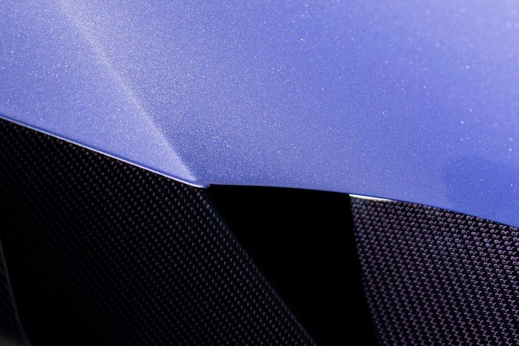 bugatti-w16-mistral-caroline-2026-luksuzni-hiperautomobil-sur-mesure-lavender-violet-carbon-7