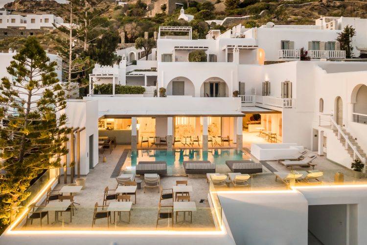 grace-mykonos-hotel-luksuzni-boutique-mikonos-agios-stefanos-infinity-pool-egejsko-more-9