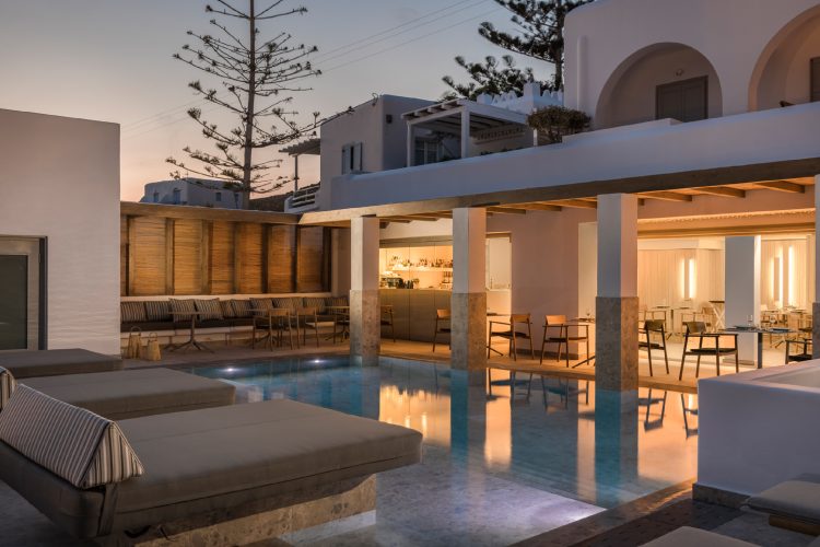 grace-mykonos-hotel-luksuzni-boutique-mikonos-agios-stefanos-infinity-pool-egejsko-more-13