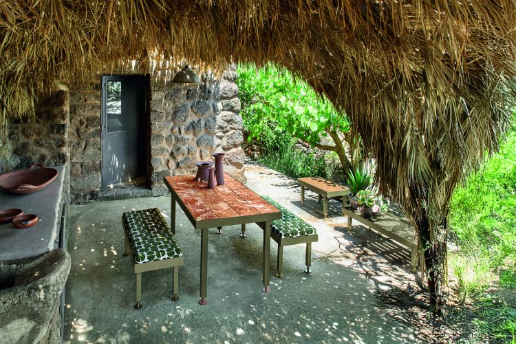 ethimo-seeds-kolekcija-kristina-celestino-outdoor-namestaj-terakota-tikovina-dizajn