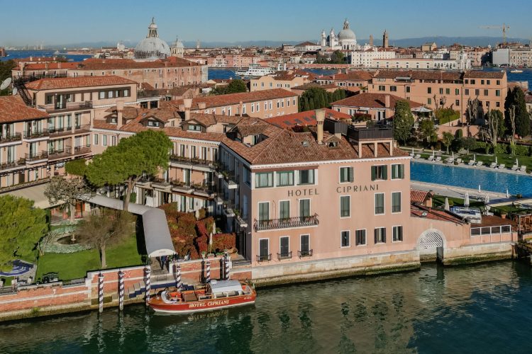 locanda-cipriani-torcelo-venecija-renovirani-luksuzni-hotel-italija-2026-13