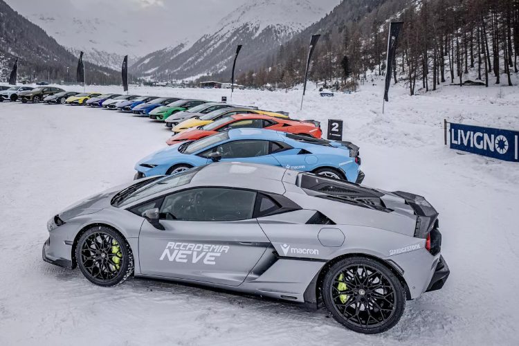 lamborghini-bebi-superautomobil-tezak-skoro-kao-hummer-h3-10