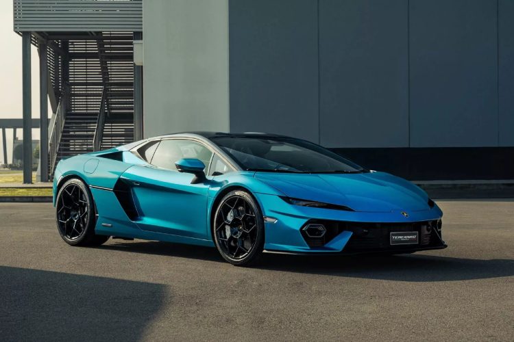 lamborghini-bebi-superautomobil-tezak-skoro-kao-hummer-h3-13