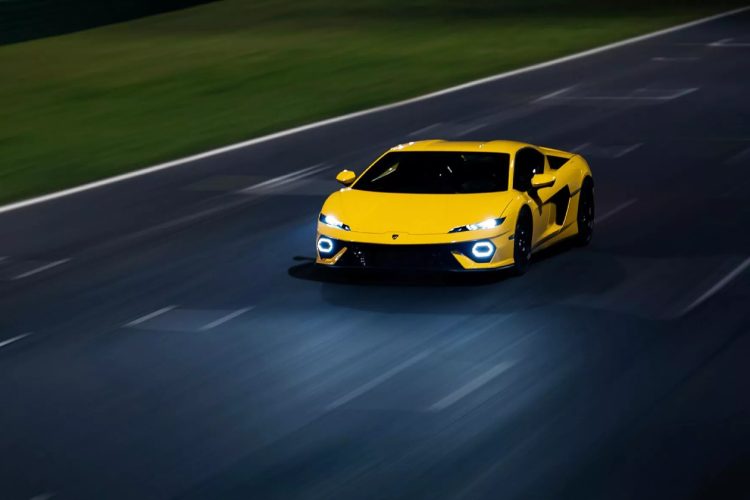 lamborghini-bebi-superautomobil-tezak-skoro-kao-hummer-h3-16