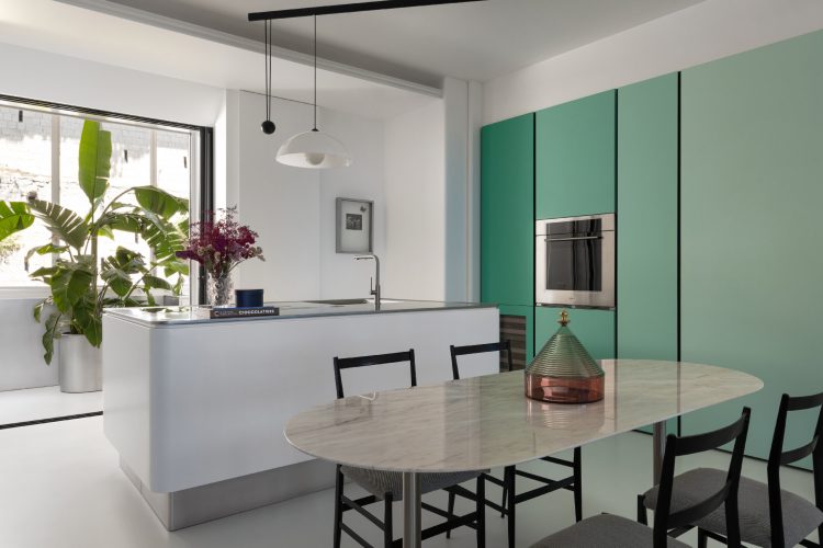 abimis-i-pantone-2026-cloud-dancer-donosi-novu-smirenost-u-svet-luksuznih-kuhinja-od-nerdajuceg-celika-4