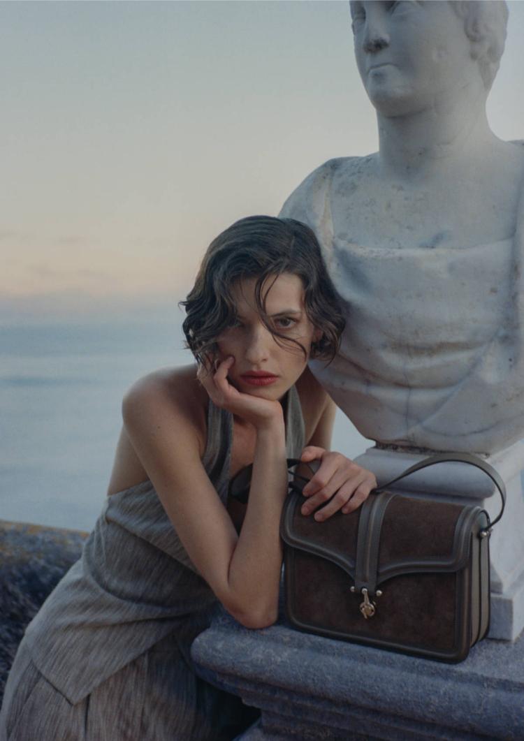 giorgio-armani-mare-2026-armani-mare-giorgio-armani-resort-kolekcija-luksuzna-moda-mediteranska-moda-porto-cervo-mikonos-forte-dei-marmi-ravelo-luksuzna-letnj-1