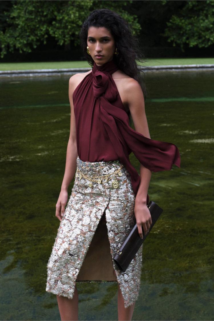 elie-saab-resort-2027-kolekcija-koja-brise-granicu-izmedu-dnevne-elegancije-i-vecernjeg-glamura-61
