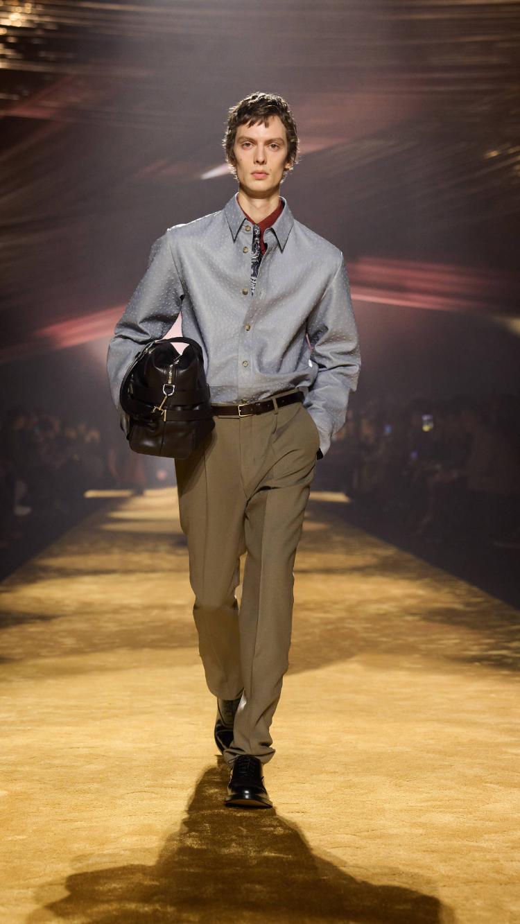 hugo-boss-fw26-modna-revija-milano-krojenje-savremena-luksuzna-moda-10